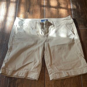 Women’s size 4 American Eagle Shorts